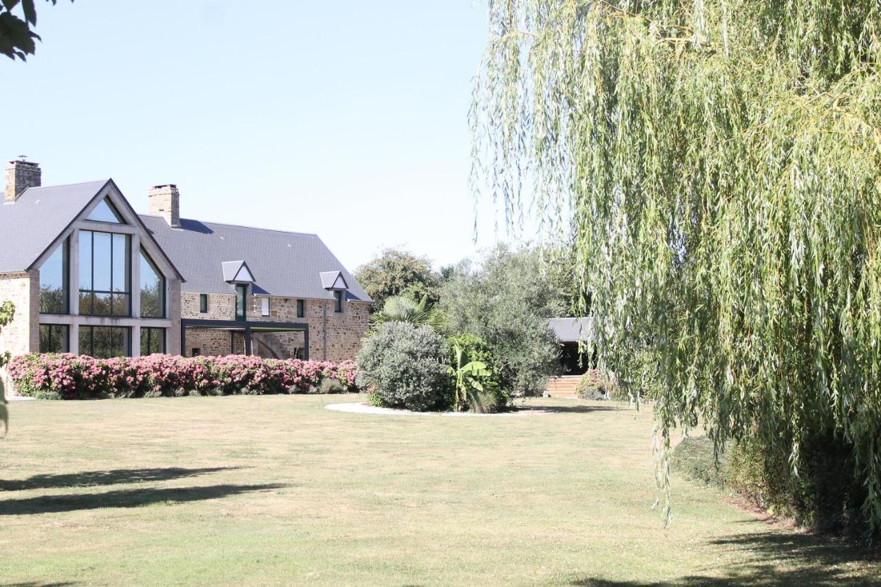 Domaine Du Jardin " Chambres D'Hotes " Saint-Jean-de-la-Haize Exteriör bild